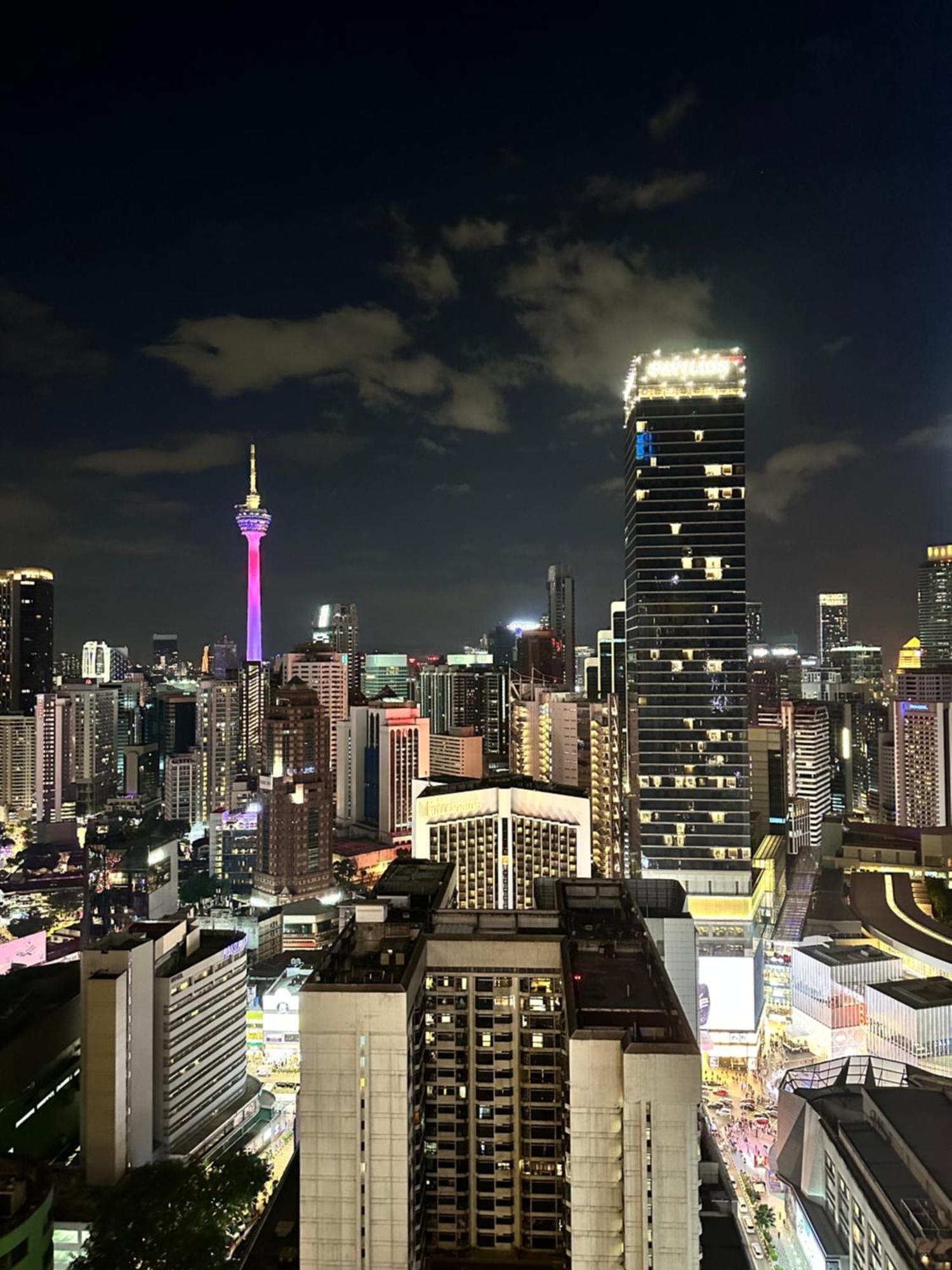 Ferienwohnung Axon Infinity Pool Kl Kuala Lumpur Exterior foto