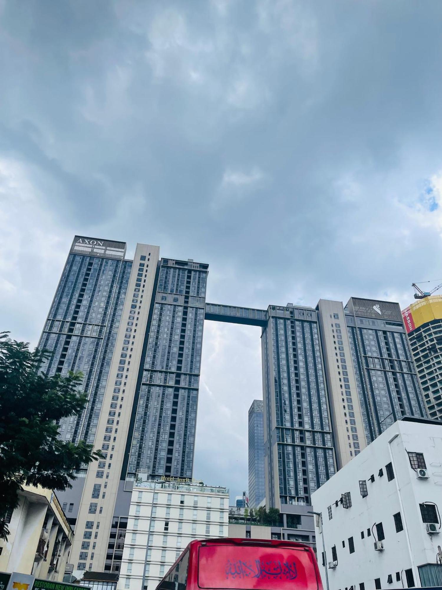 Ferienwohnung Axon Infinity Pool Kl Kuala Lumpur Exterior foto