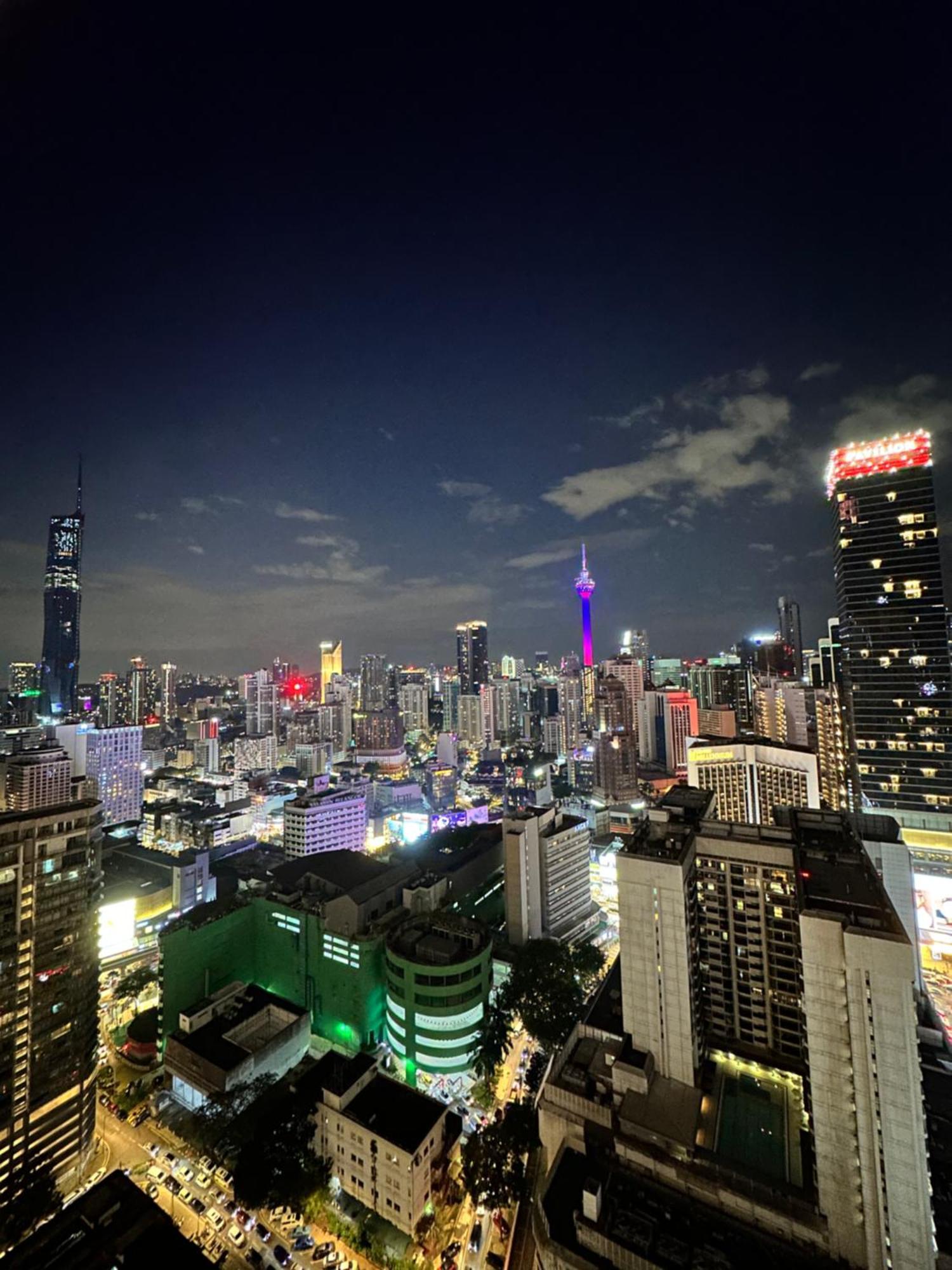 Ferienwohnung Axon Infinity Pool Kl Kuala Lumpur Exterior foto