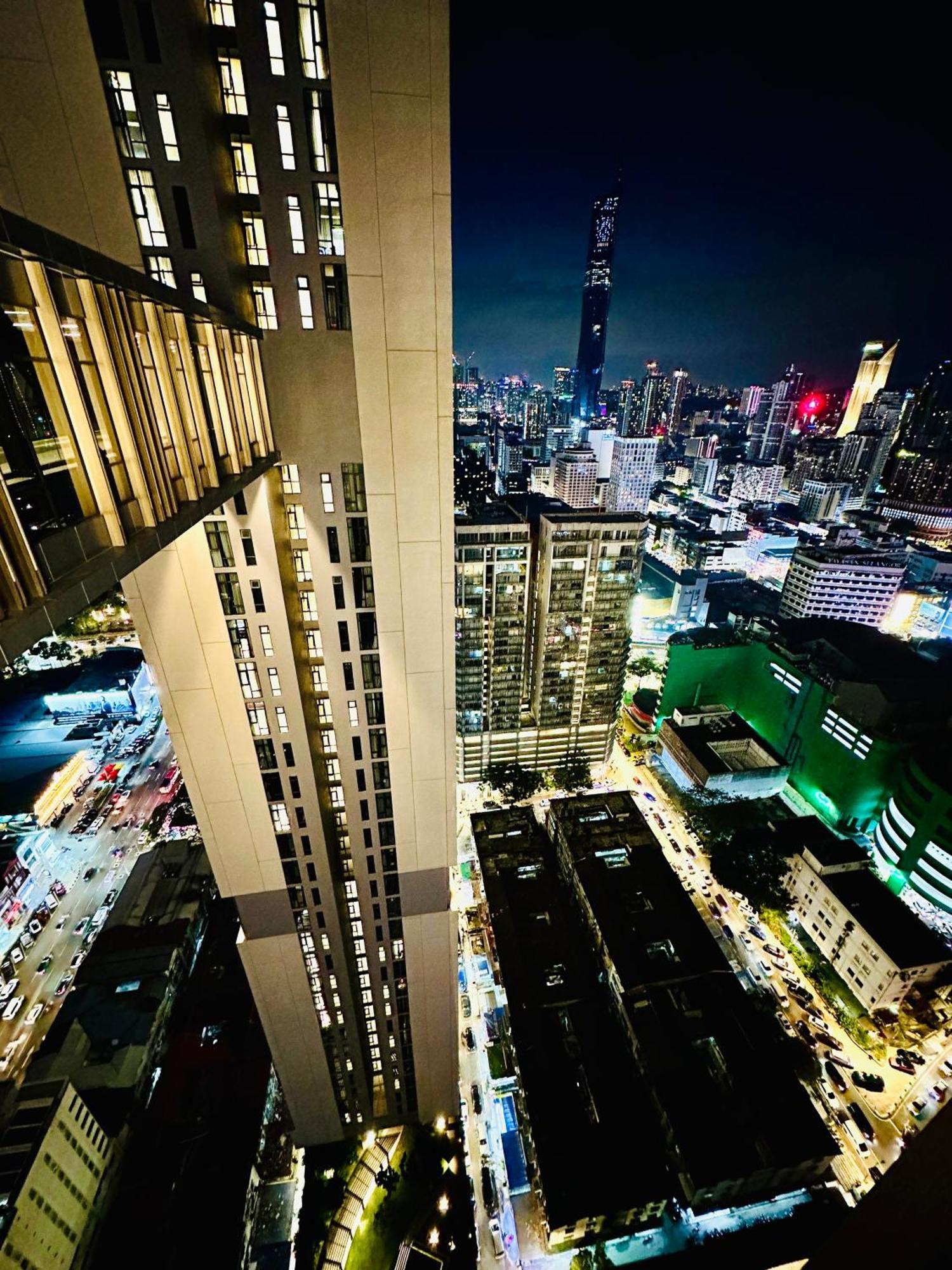 Ferienwohnung Axon Infinity Pool Kl Kuala Lumpur Exterior foto